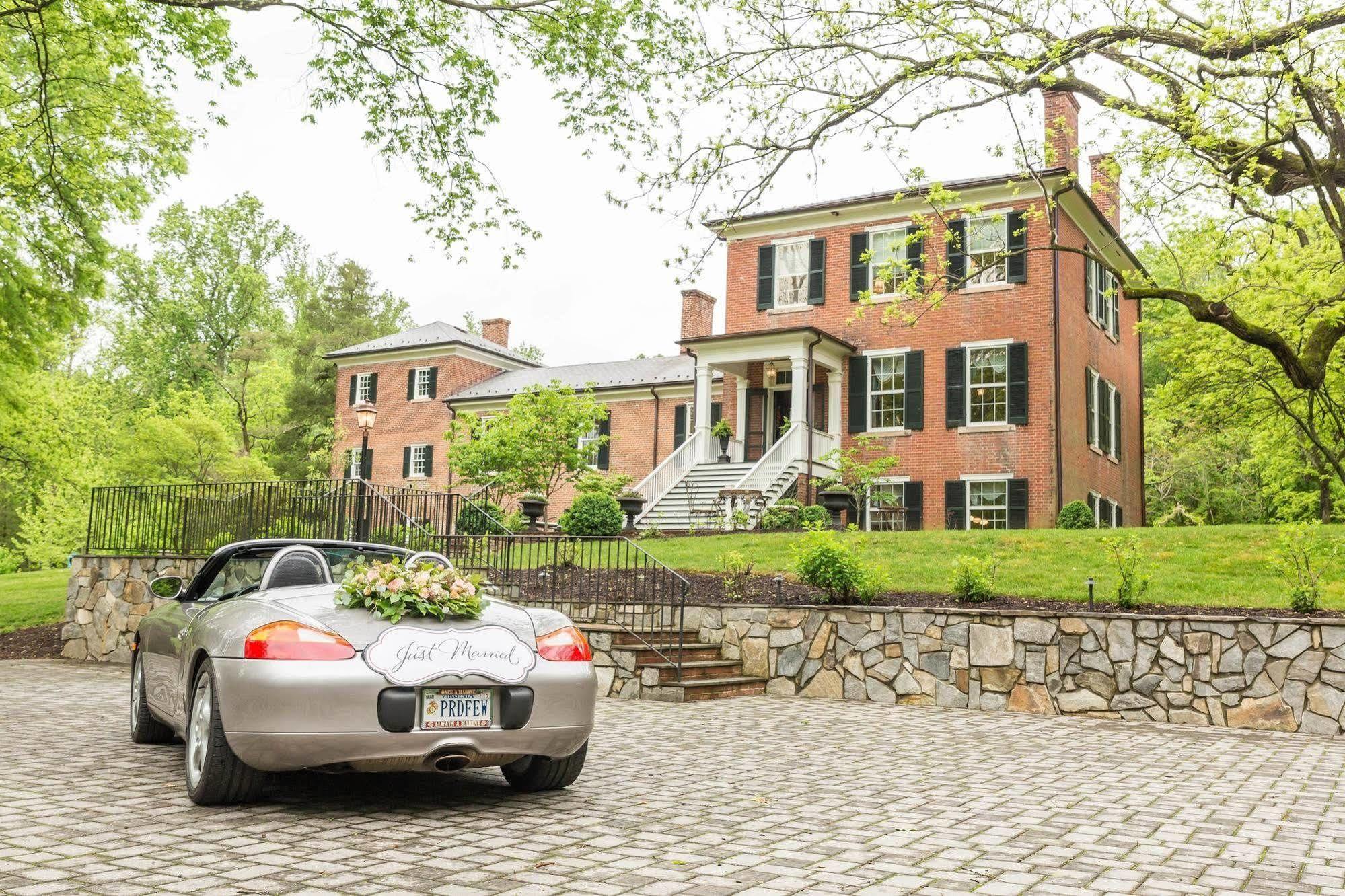 Braehead Manor Fredericksburg Exterior photo